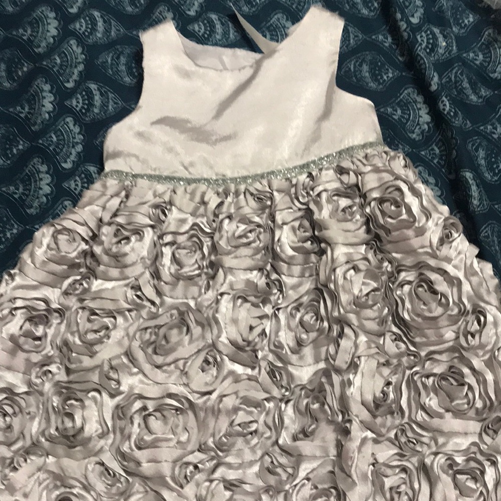 A gray baby dress.